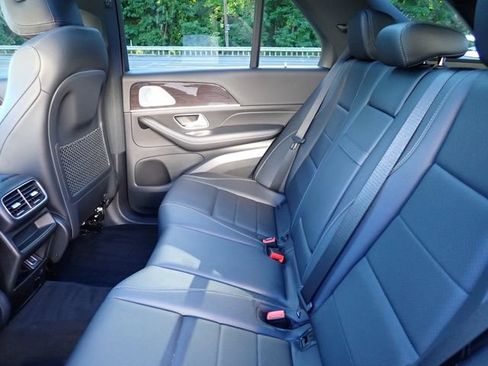 Used 2022 Mercedes-Benz GLE 350 4MATIC image 18