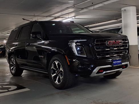 New 2026 GMC Yukon AT4 Ultimate w/ LPO, Floor Liner Package AWD/4WD image 3