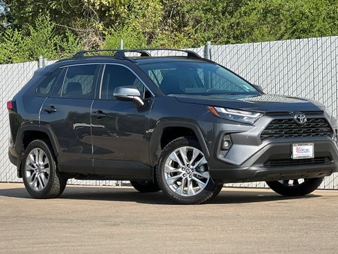 Used 2025 Toyota RAV4 XLE Premium w/ Weather Package AWD/4WD image 2