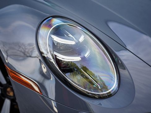 Used 2025 Porsche 911 Carrera S image 6