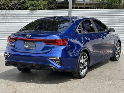Used 2020 Kia Forte LXS FWD image 9