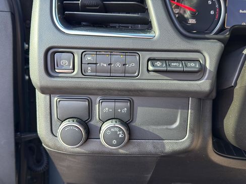 Used 2021 Chevrolet Tahoe High Country image 21