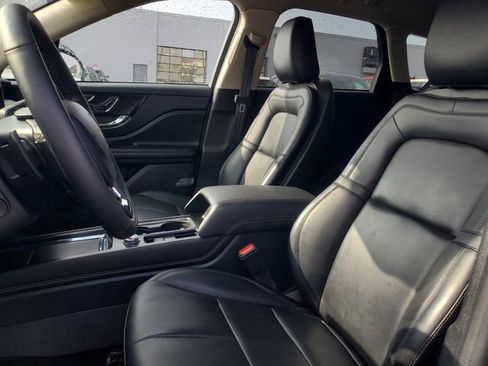 Certified 2023 Lincoln Corsair Standard w/ Equipment Group 101A image 7