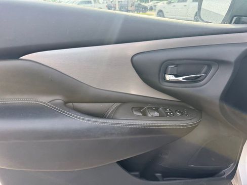 Used 2023 Nissan Murano S FWD image 21