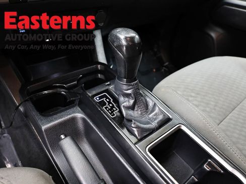 Used 2020 Toyota Tacoma SR RWD image 13
