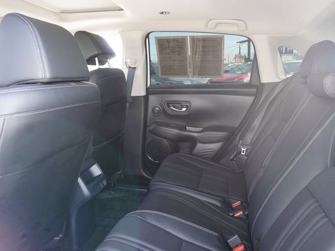 Used 2023 Honda HR-V EX-L image 10