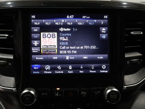 Used 2020 RAM 1500 Laramie image 31