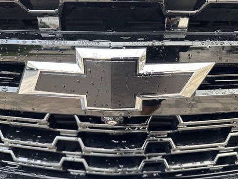 Used 2024 Chevrolet Tahoe Z71 w/ Luxury Package image 8