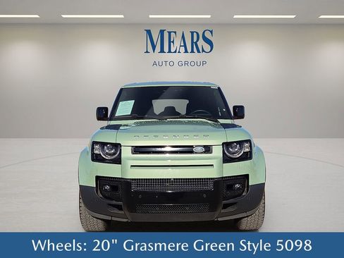 Used 2023 Land Rover Defender 110 75th Limited Edition image 9