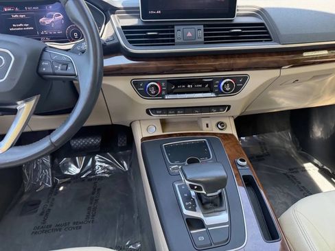 Used 2018 Audi Q5 Prestige w/ Prestige Package AWD/4WD image 18