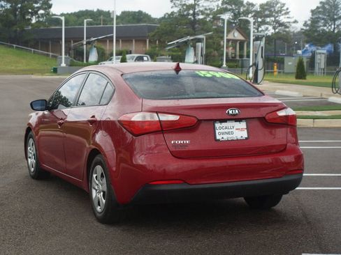 Used 2016 Kia Forte LX FWD image 11
