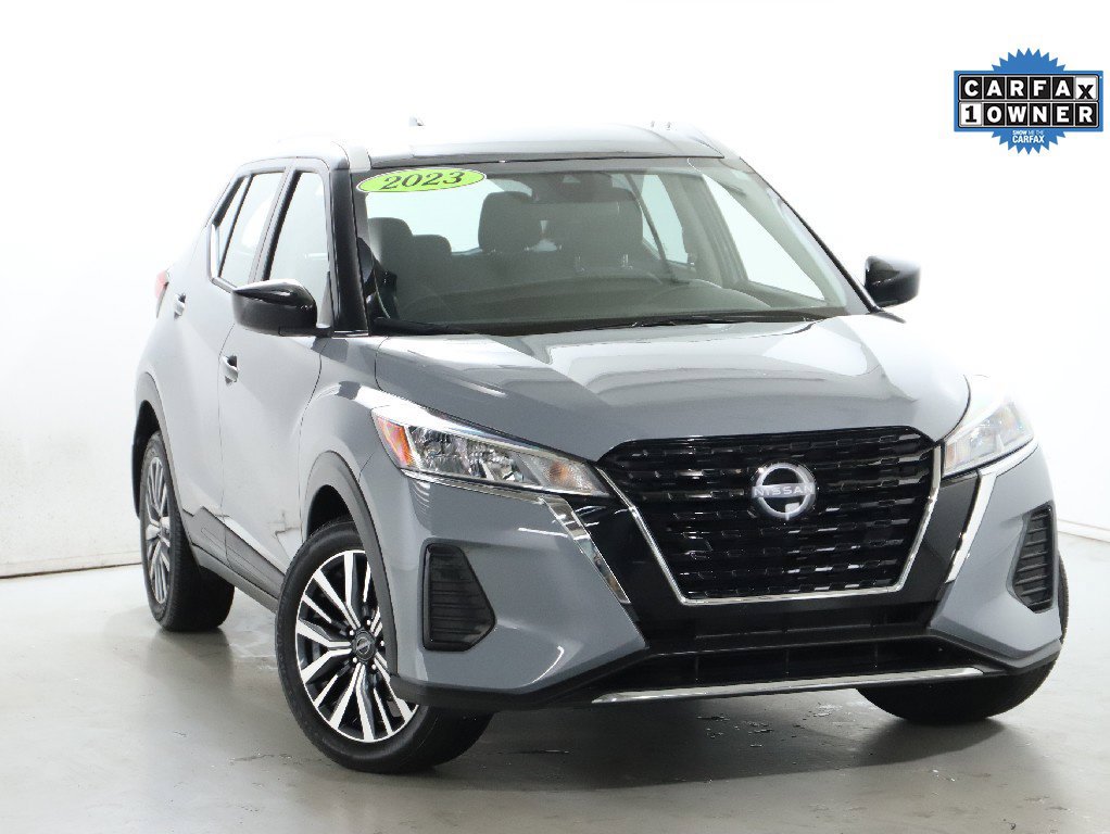 Certified 2023 Nissan Kicks SV FWD image 3
