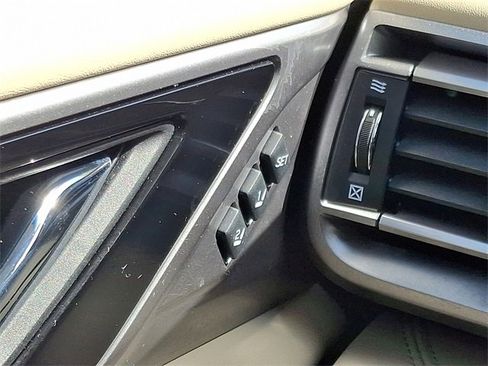 Used 2020 Subaru Legacy Limited w/ Popular Package #2 image 25