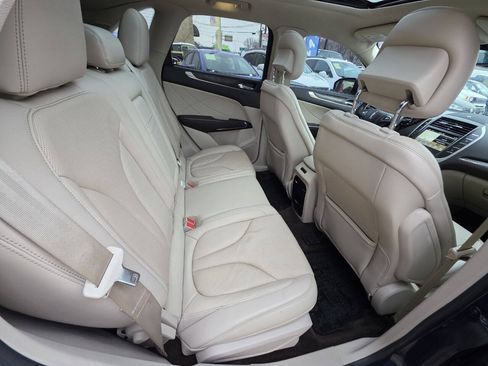 Used 2017 Lincoln MKC Reserve AWD/4WD image 11