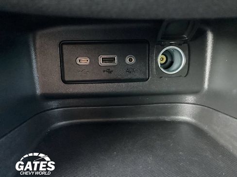 Used 2024 Chevrolet Equinox LT FWD image 20