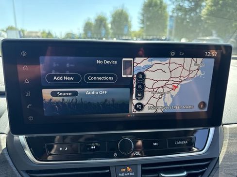 New 2025 Nissan Altima 2.5 SL image 13