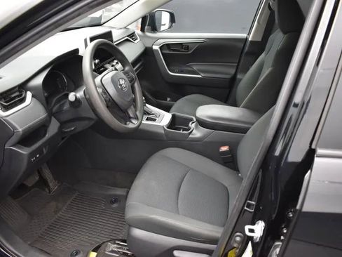 Used 2023 Toyota RAV4 LE image 14