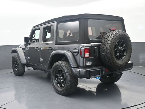 Used 2024 Jeep Wrangler Unlimited AWD/4WD image 4