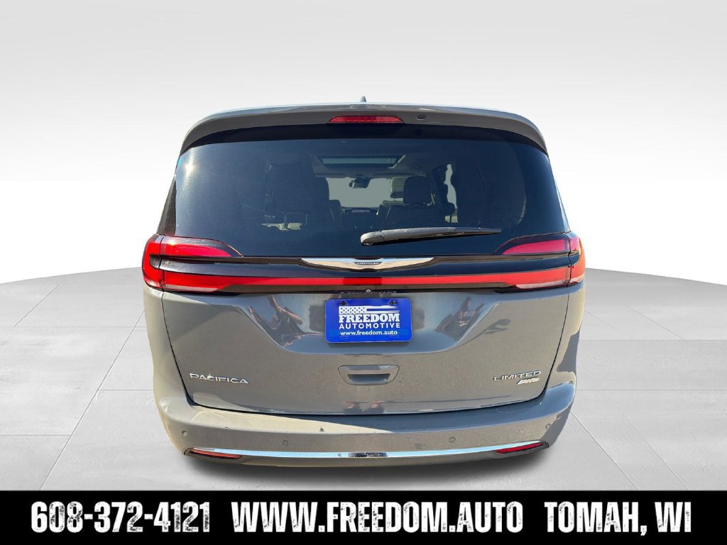 Used 2021 Chrysler Pacifica Limited w/ Premium & Safety Sphere Group AWD/4WD image 4