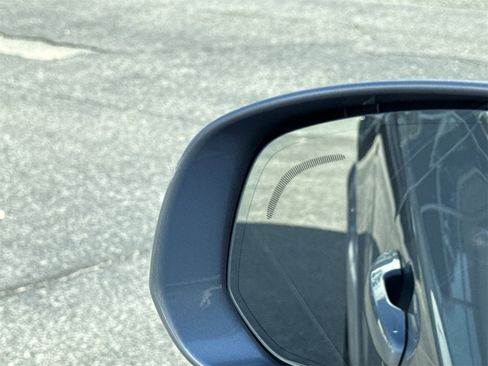 New 2026 Volvo XC90 B6 Plus w/ Protection Package Premier image 21