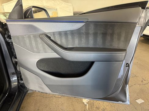 Used 2026 Tesla Model Y Long Range image 20