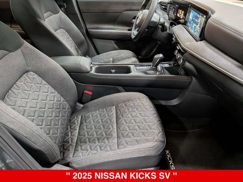 Certified 2025 Nissan Kicks SV w/ SV Premium Package AWD/4WD image 34
