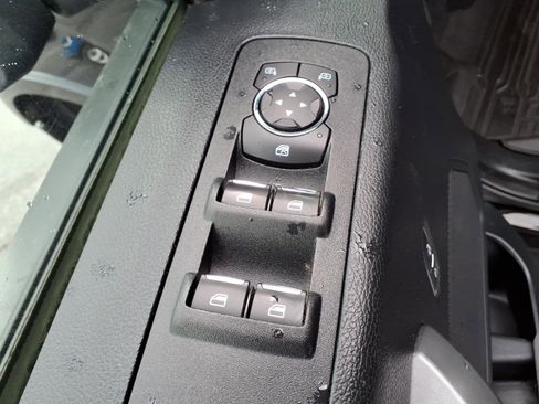 Used 2019 Ford F150 XLT w/ Equipment Group 302A Luxury AWD/4WD image 22