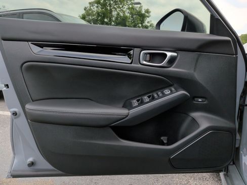 Used 2025 Honda Civic Sport Touring image 30
