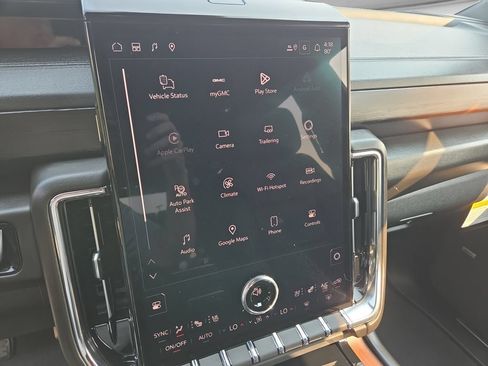 New 2026 GMC Yukon Denali w/ Advanced Technology Package AWD/4WD image 25