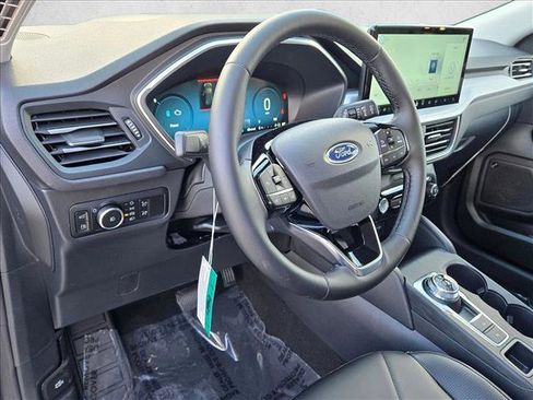 New 2026 Ford Escape SE w/ PHEV Premium Package image 3
