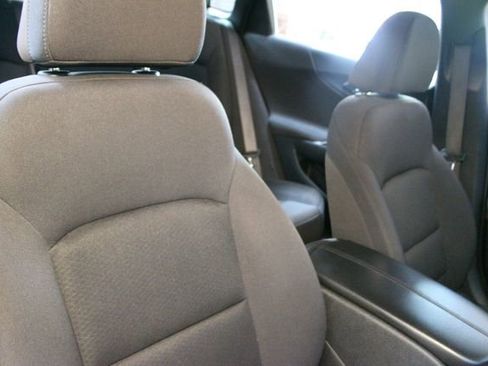 Used 2024 Chevrolet Malibu LT FWD image 11