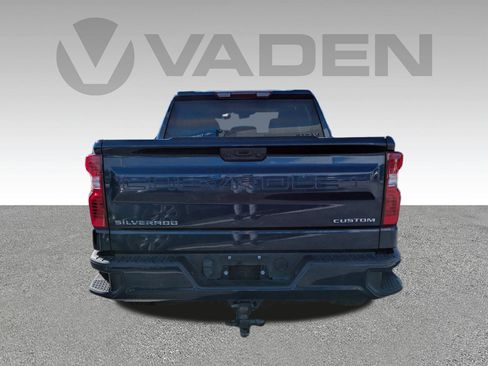 Used 2022 Chevrolet Silverado 1500 Custom image 23