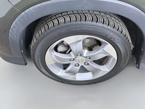 Used 2018 Honda HR-V LX image 18