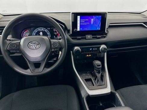 Used 2023 Toyota RAV4 LE image 22