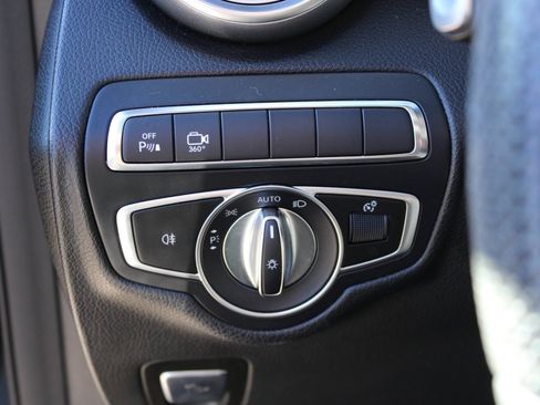 Used 2019 Mercedes-Benz GLC 300 GLC 300 image 12