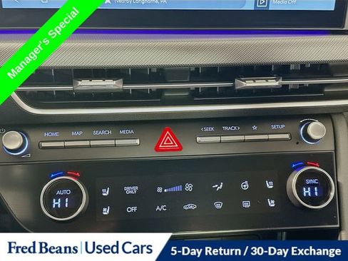 Certified 2025 Hyundai Sonata Limited image 18