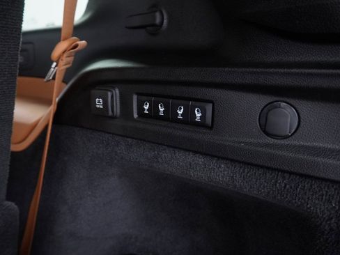 Certified 2024 Jeep Grand Cherokee L Summit w/ High Altitude Package image 46