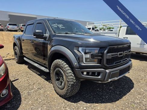 Used 2018 Ford F150 Raptor w/ Equipment Group 802A Luxury AWD/4WD image 4