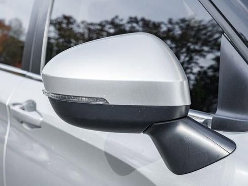 Used 2022 Mitsubishi Outlander ES image 13