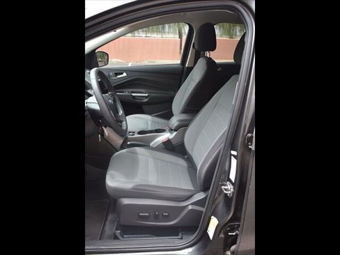 Used 2016 Ford Escape SE w/ Equipment Group 201A FWD image 14