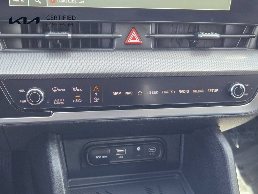 Certified 2025 Kia Sportage SX FWD image 20