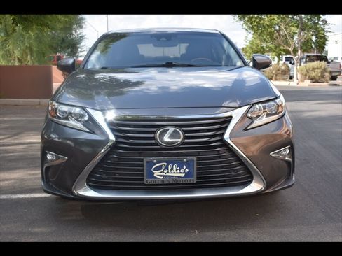 Used 2016 Lexus ES 350 w/ Navigation System Package FWD image 8