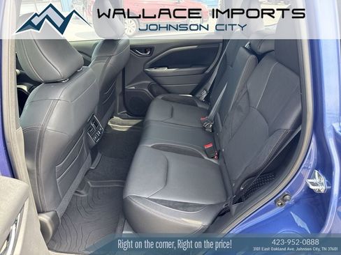 Used 2025 Subaru Forester Touring AWD/4WD image 36