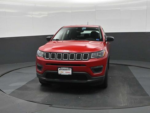 Used 2021 Jeep Compass Sport AWD/4WD image 5