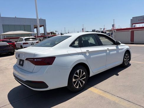 Used 2024 Volkswagen Jetta S FWD image 2