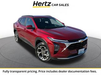 Used 2025 Chevrolet Trax LT w/ LT Convenience Package FWD video 1