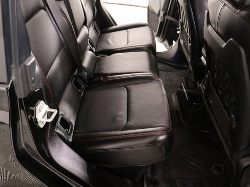 Used 2023 Jeep Gladiator Rubicon w/ Cold Weather Group image 16