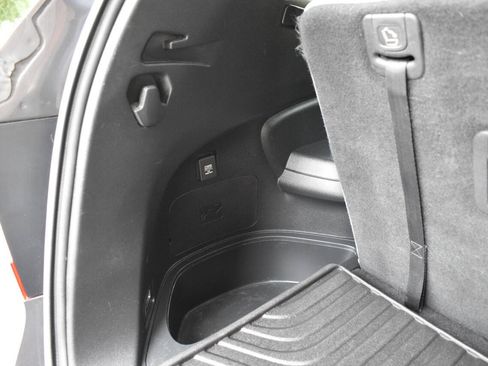 Used 2019 Honda Pilot Elite image 12