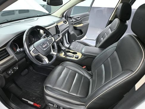 Used 2018 GMC Acadia Denali w/ Technology Package AWD/4WD image 22