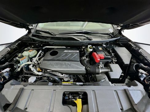 Used 2023 Nissan Rogue S AWD/4WD image 33